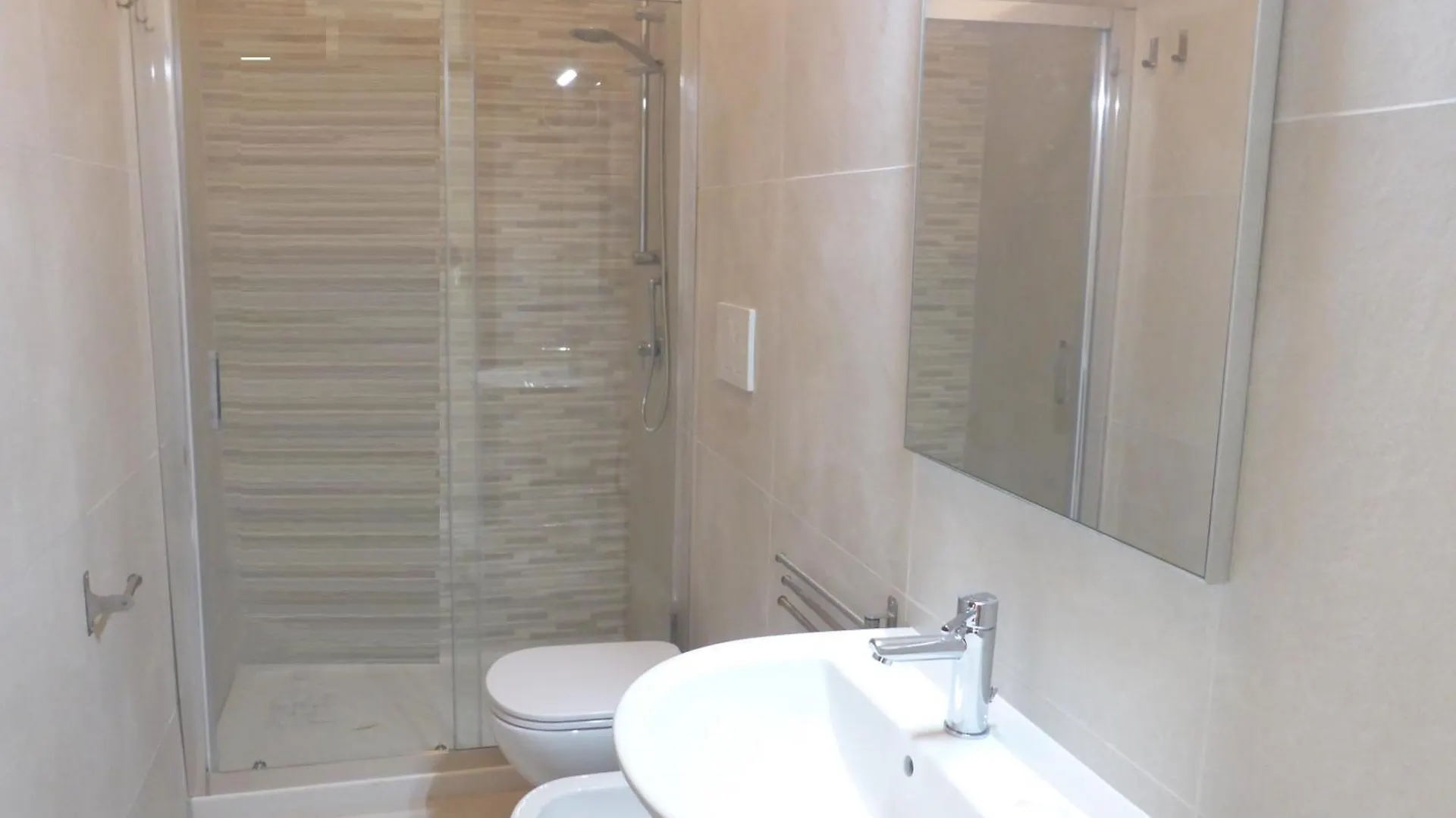 Diplomatic Piazza Torino Apartment Lido di Jesolo Italy